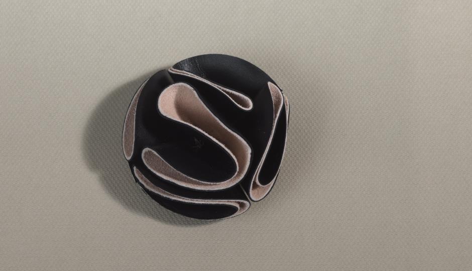 Clip-on Origami Rose 04 (pair)